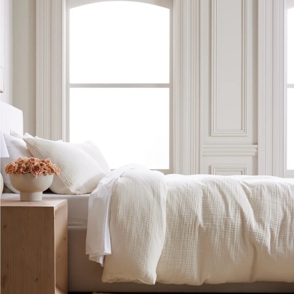 Quince Organic Airy Gauze Duvet - Picture 2 of 7